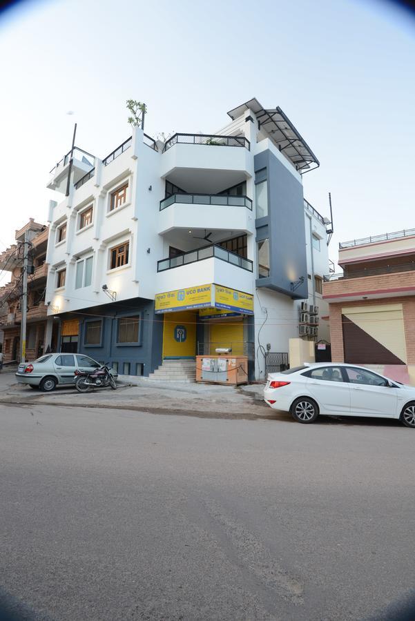 Thc Backpackers Jodhpur Hostel จ๊อดปูร์ ภายนอก รูปภาพ